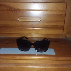 Jessica Simpson cateye sunglasses